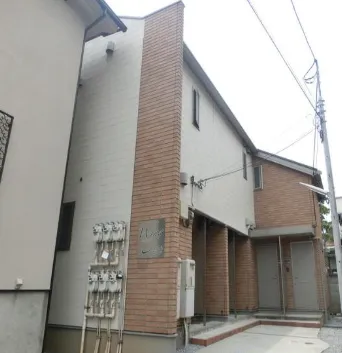 特商法表記に記載された所在地について公開情報上で確認できる建物の外観写真